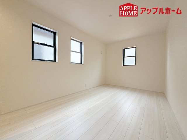 [新築住宅] 深谷市田中 第3 全3棟の洋室|居室は全室収納あり！たっぷりある収納活用でお部屋もキレイを保てます♪