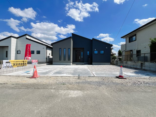 [新築住宅] 深谷市田中 第3 全3棟の前面道路含む現地写真|ぜひ現地にて、実際の建物・街並み・日当たり等ご確認下さい♪お問い合わせはお気軽に☆　TEL「0120-466263」