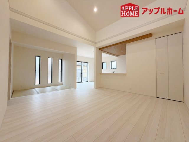 [新築住宅] 深谷市田中 第3 全3棟の前面道路含む現地写真