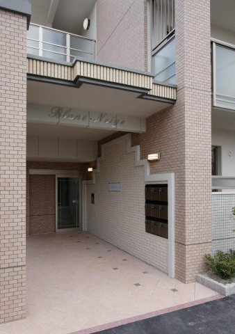 福岡市東区筥松３丁目の賃貸マンションのエントランス|エントランス写真