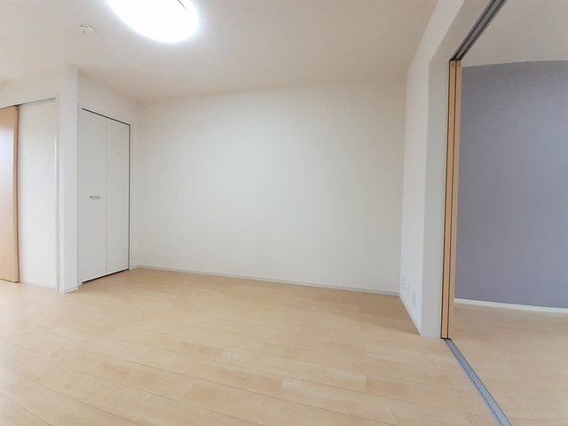 レヴリーⅡの居間・リビング|おしゃれなリビングです
