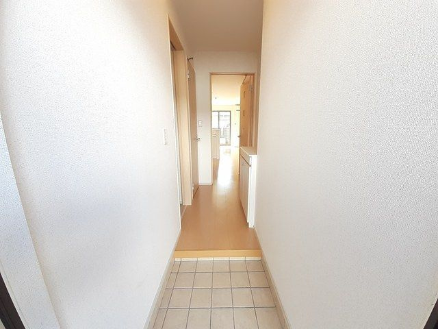 プチフローラの玄関