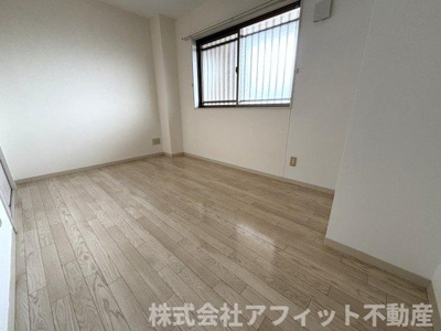 【その他】 | グレイスフルT | 洋室5.8帖
