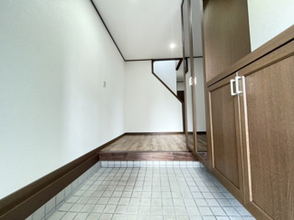 【玄関】 | 四街道市みそら二丁目