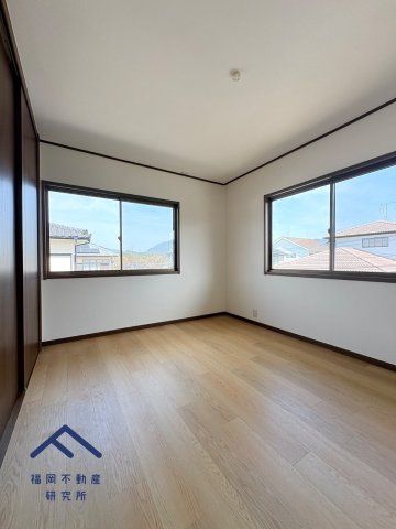 宗像市城西ヶ丘１丁目　戸建ての洋室