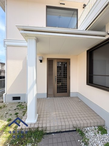 宗像市城西ヶ丘１丁目　戸建ての玄関