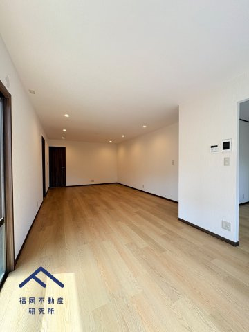 宗像市城西ヶ丘１丁目　戸建ての洋室