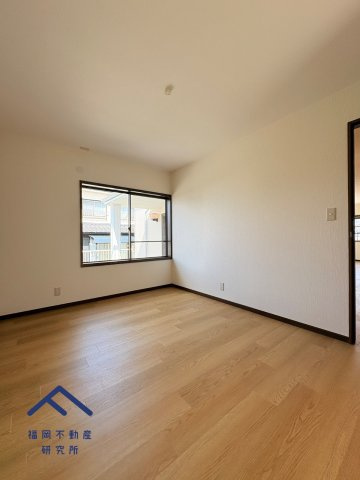 宗像市城西ヶ丘１丁目　戸建ての洋室