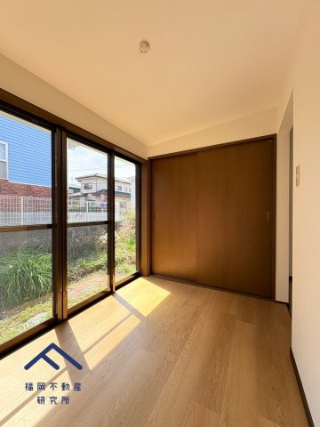 宗像市城西ヶ丘１丁目　戸建ての洋室