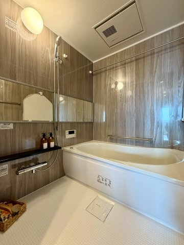 フローレンス加治屋町の浴室