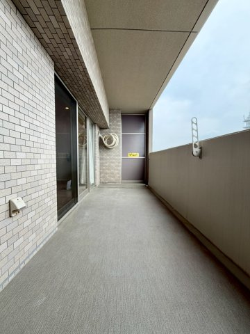 フローレンス加治屋町のバルコニー