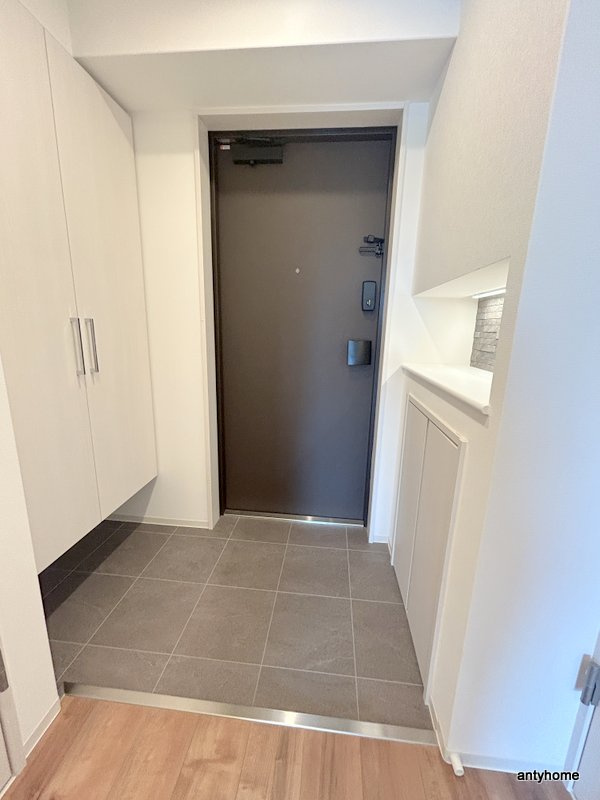 AUFTAKT 天王寺　仲介手数料無料の玄関
