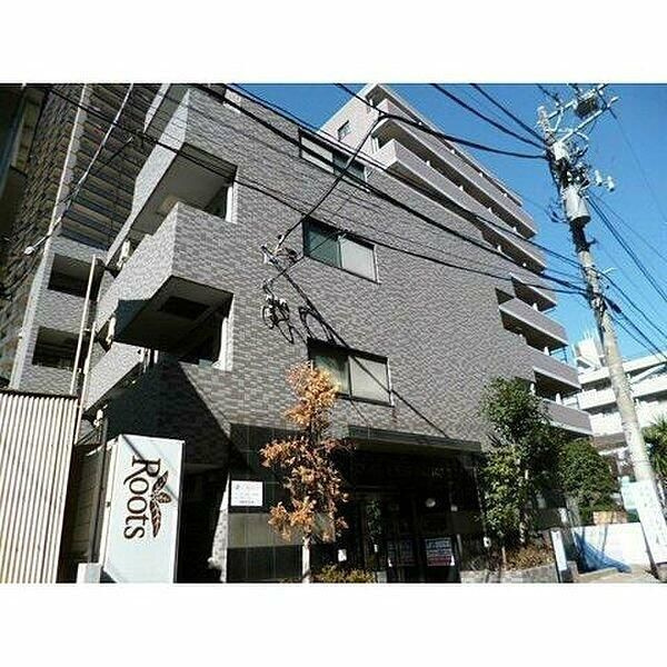 スカイコート西新宿第２の外観