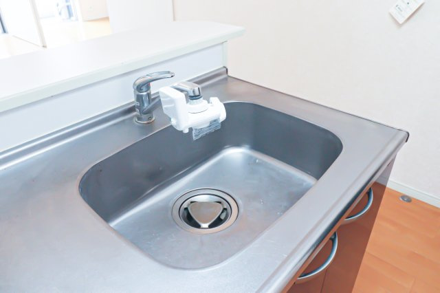 サヴォイグランデヴィル　8階のキッチン|別号室のものです。現状優先になります。