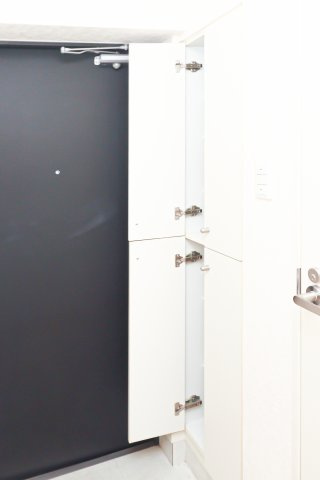 サヴォイグランデヴィル　8階の収納|別号室のものです。現状優先になります。