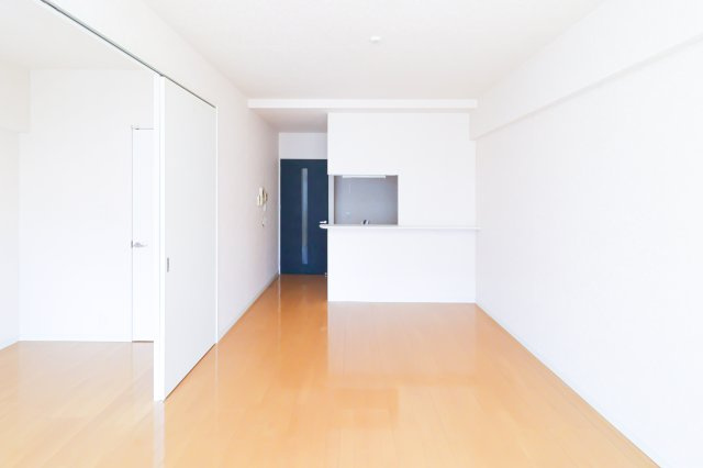 サヴォイグランデヴィル　8階の居間・リビング|別号室のものです。現状優先になります。