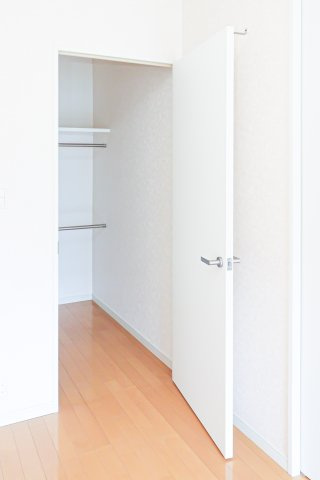 サヴォイグランデヴィル　8階の収納|別号室のものです。現状優先になります。