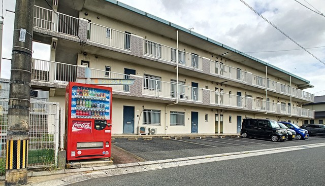 直方市大字山部のアパートの外観
