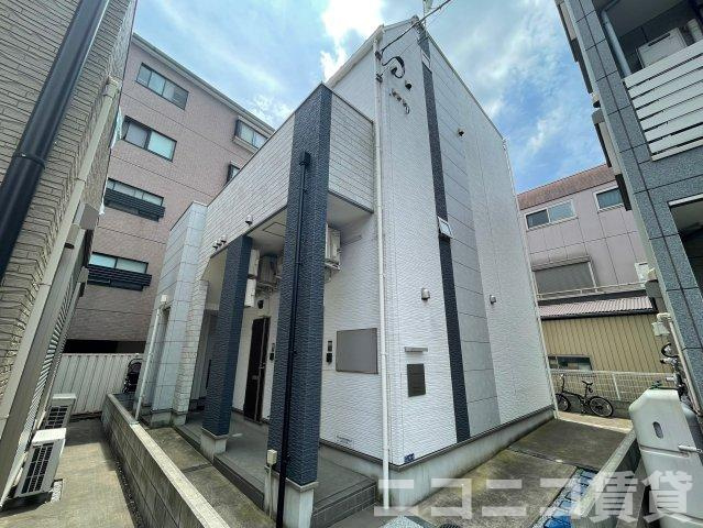 葛飾区宝町１丁目のアパートの外観