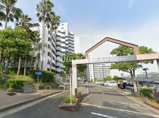 パームスクエアジェームス山の外観