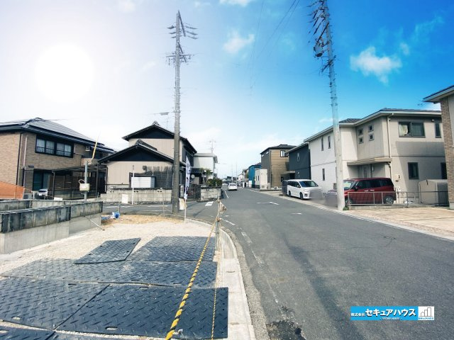 【同施工物件ご案内可能】東海市富木島町新長口 全１棟の前面道路含む現地写真|事前予約にて現地ご見学いただけます！お気軽にお問い合わせください♪
■株式会社　セキュアハウス■
住宅ローンに強く、知識、経験豊富なスタッフ在籍
お客様に寄り添い、ご成約後もサポート致します