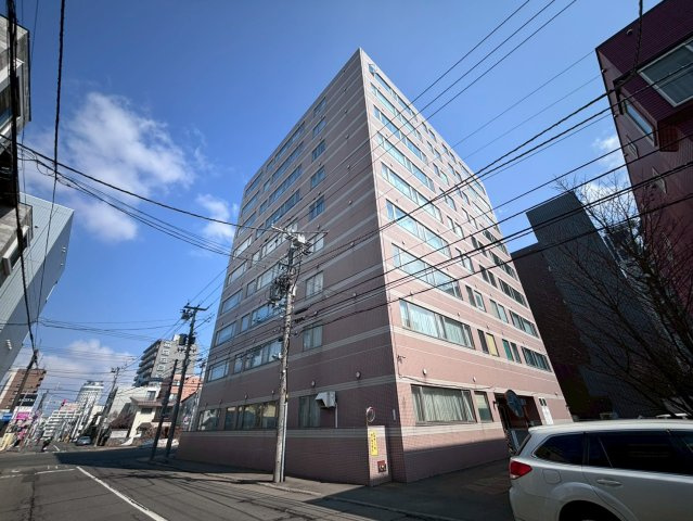 グランデュール旭ヶ丘の外観