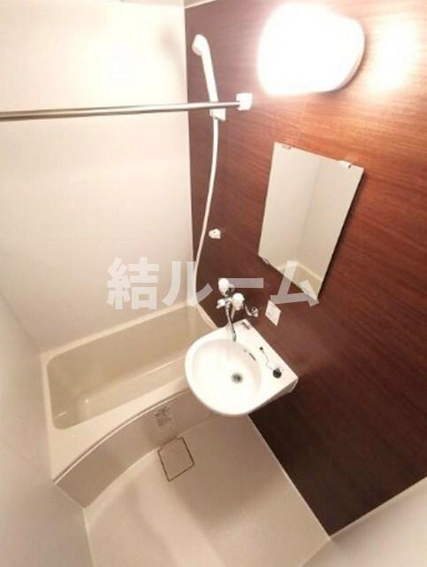 練馬区桜台５丁目のアパートの浴室