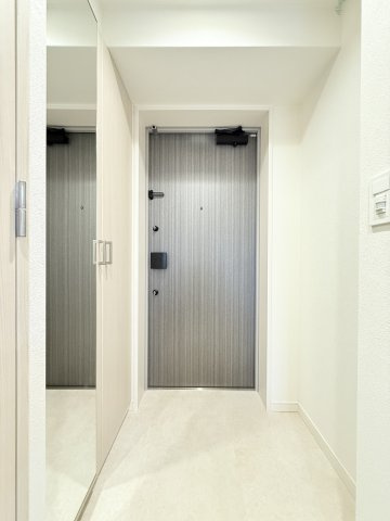 ブランシエスタ森ノ宮の玄関