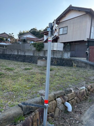 安来市野方町土地の外観|周りが石垣となっております