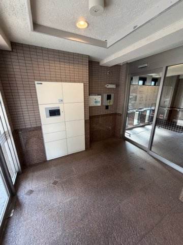 ライフプラザ大府桜木町一番館のエントランス