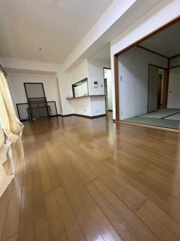 ライフプラザ大府桜木町一番館の居間・リビング