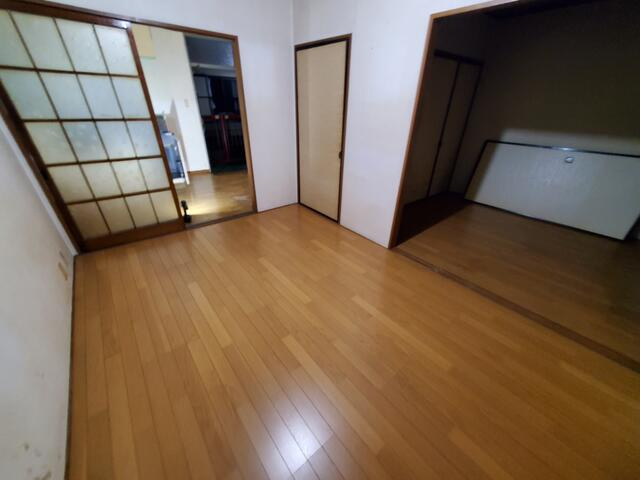 双葉ハイツの洋室