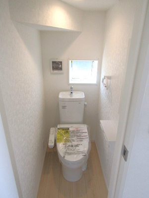 【トイレ】 | クレイドルガーデン南アルプス市藤田第7　2号棟 | 清潔感のあるトイレです