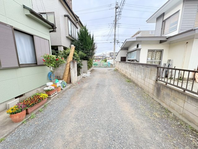 川越市岸町2丁目　新築分譲　東武東上線『新河岸駅』徒歩18分　【仙波小学区】の前面道路含む現地写真