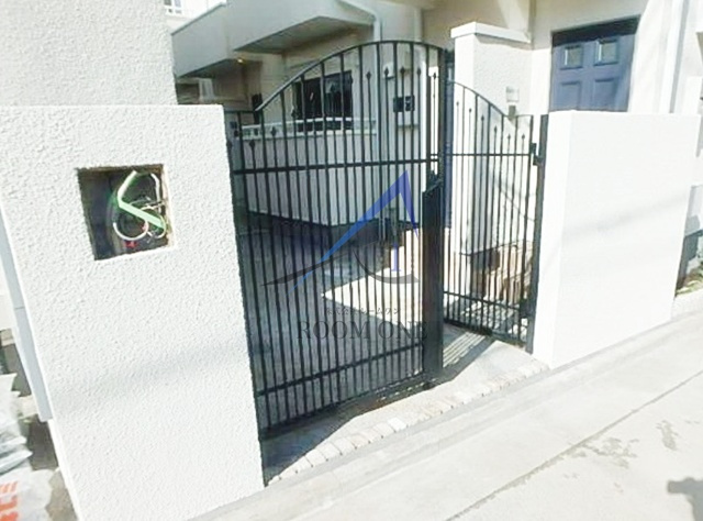 ＢＯＮＨＥＵＲのエントランス|エントランスです。