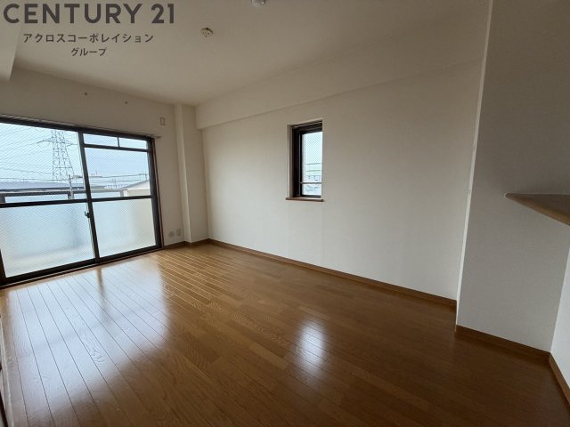 最上階角部屋、陽当り良好♪