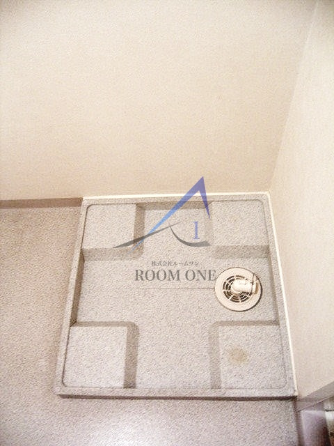 フェニックス目黒の設備|洗濯機置場です。