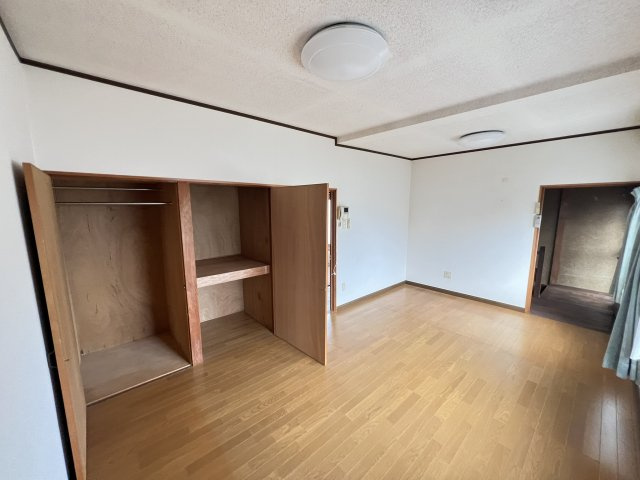 青葉町中古住宅の洋室