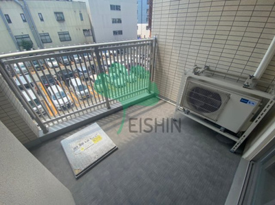 【バルコニー】 | コンソラトゥール博多 | お部屋からフラットに繋がるバルコニーです！