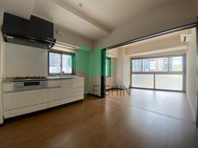 【居間・リビング】 | コンソラトゥール博多 | 陽当たり良好の広いLDKです！