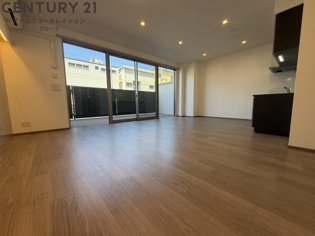 プレジオ西宮北口の居間
