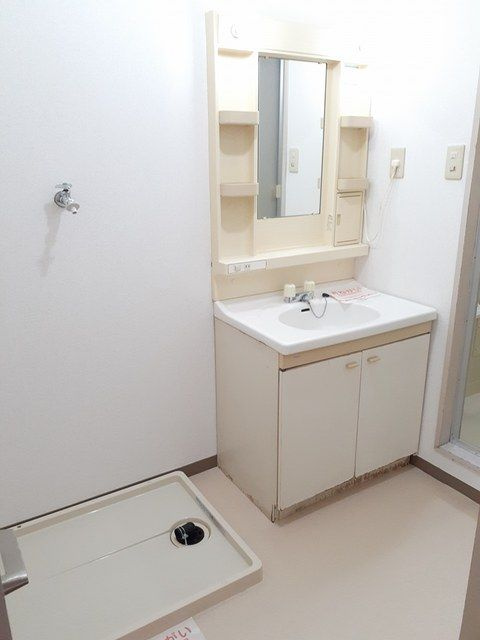グリーンヒル武路の洗面所