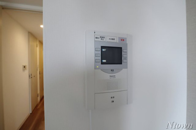 【セキュリティ】 | メイクスデザイン名駅南 | モニター付きインターホンです