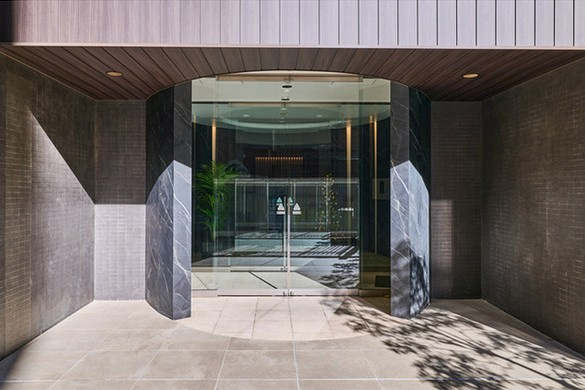 【エントランス】