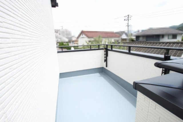 鴨部２丁目　新築戸建　2号棟（全2区画）のバルコニー|2F　南の部屋　8.0帖+WIC+CL