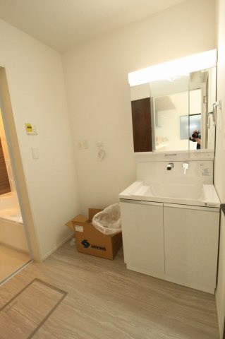 鴨部２丁目　新築戸建　2号棟（全2区画）の脱衣所