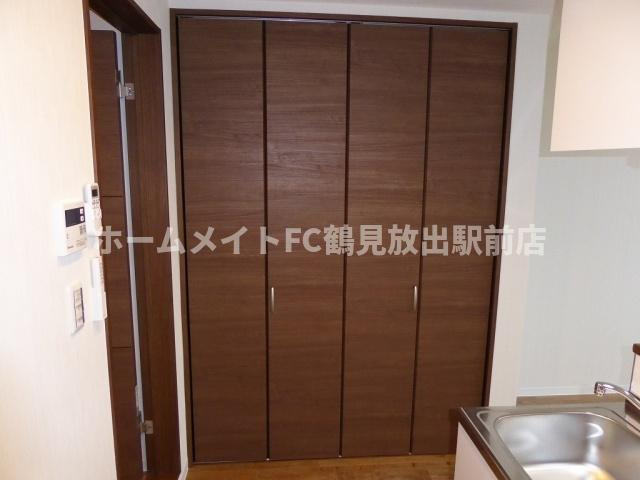 東大阪市西堤１丁目のアパートの収納