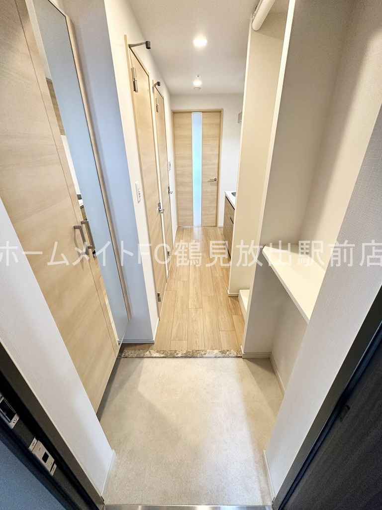 大阪市城東区鴫野東２丁目の賃貸マンションの玄関