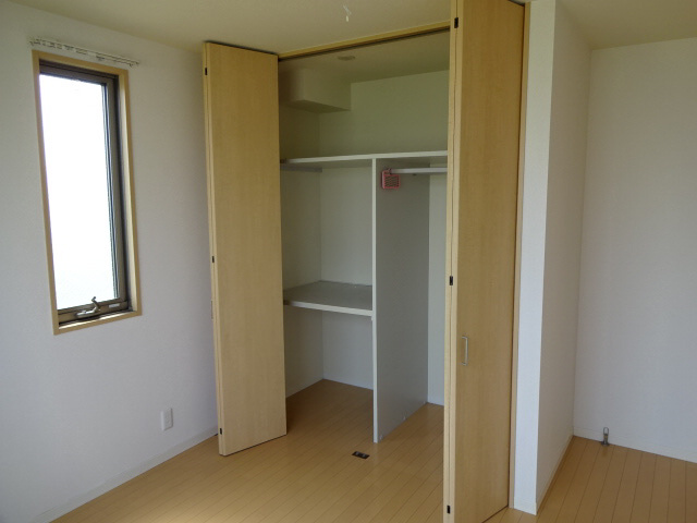 シャーメゾン高町の収納