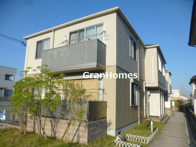 シャーメゾン高町の外観